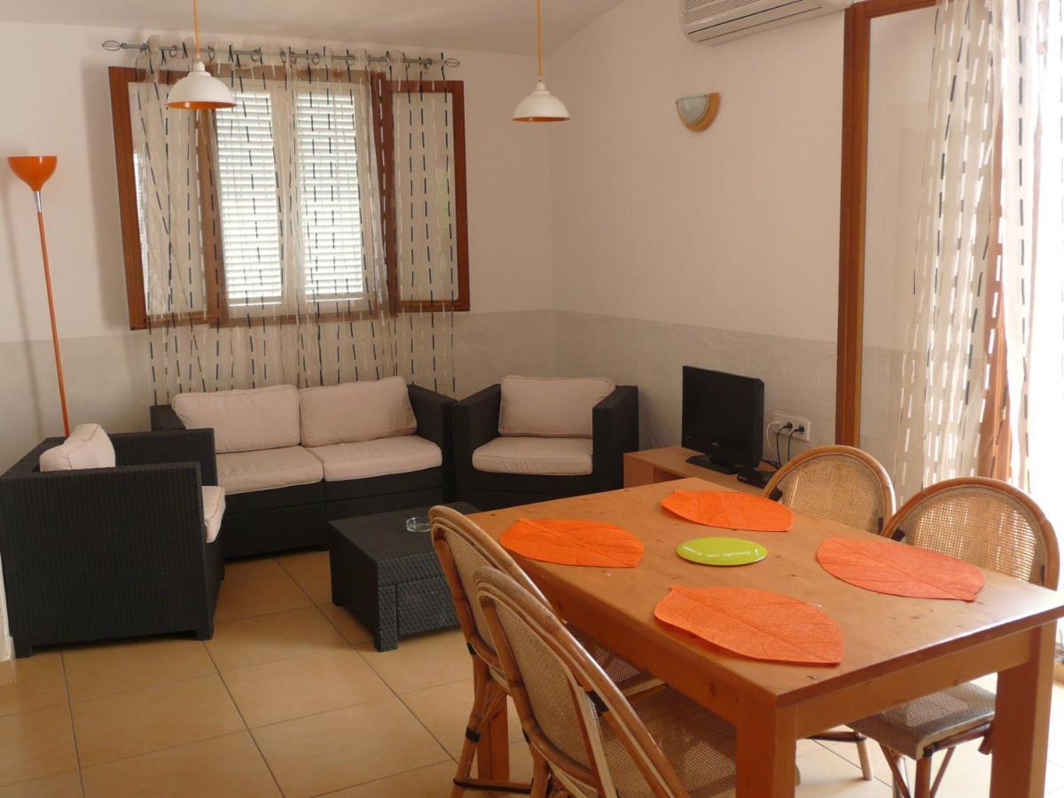 Hotel Levolle Marine Poggio Mezzana Esterno foto
